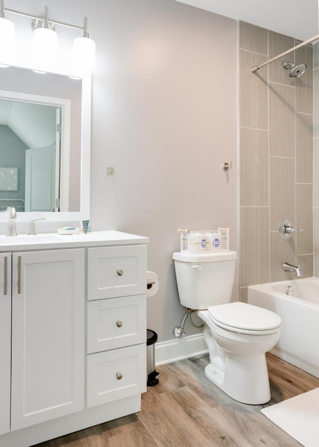 Modern Getaway Home Near Uga Arch Athens Zewnętrze zdjęcie